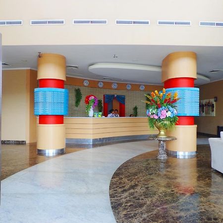 Sapadia Hotel Siantar Пематангсиантар Экстерьер фото