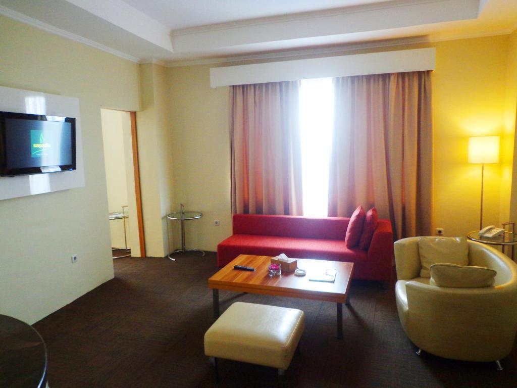 Sapadia Hotel Siantar Пематангсиантар Экстерьер фото